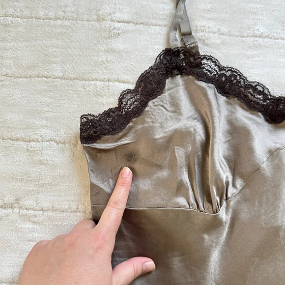 Laura Clement Silk Tank Top • Size: 12 - Picture 5 of 10